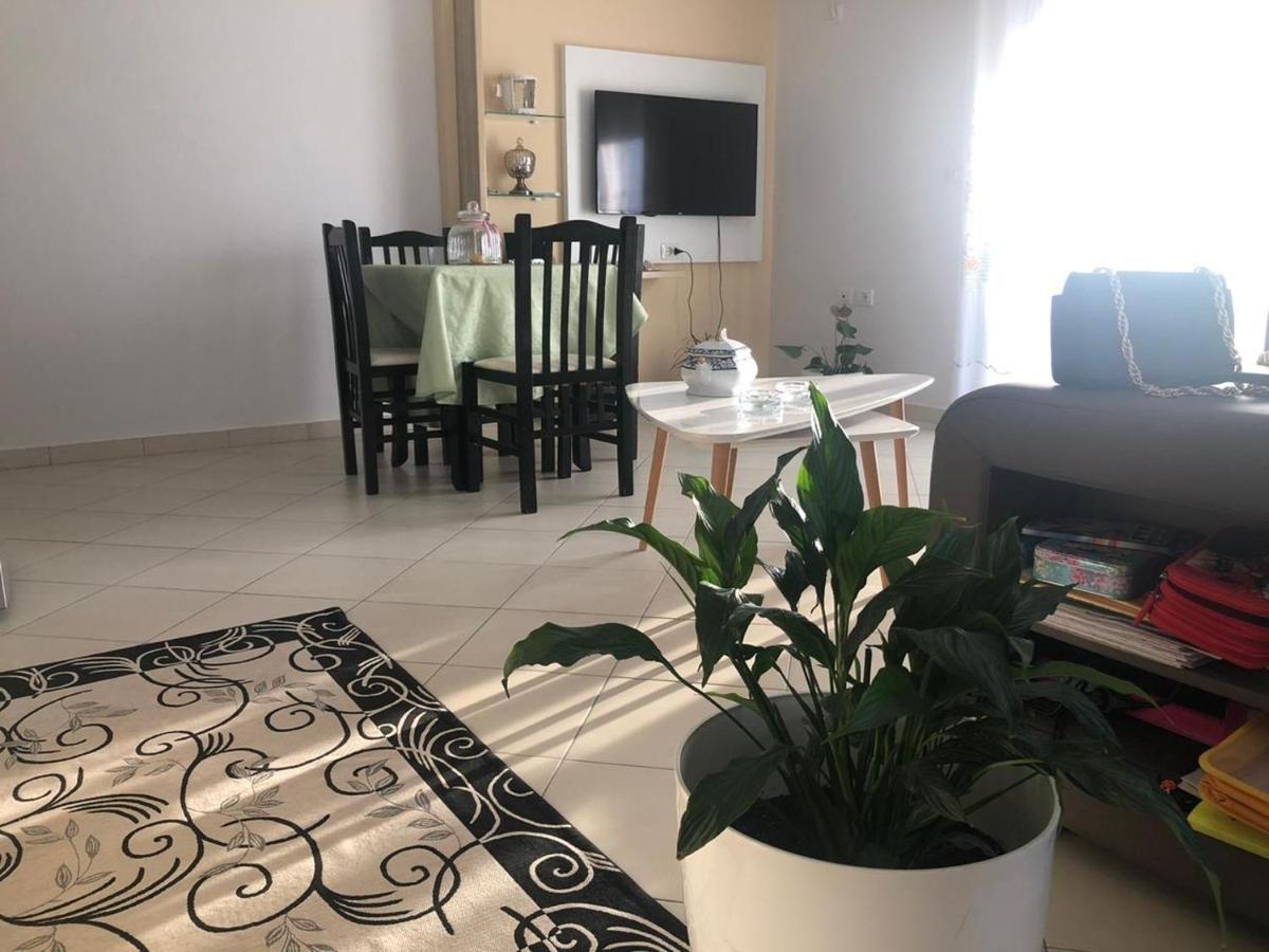 Julia Apartments Vlorë Εξωτερικό φωτογραφία