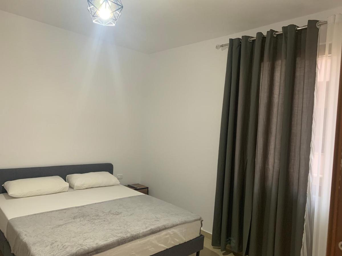 Julia Apartments Vlorë Εξωτερικό φωτογραφία