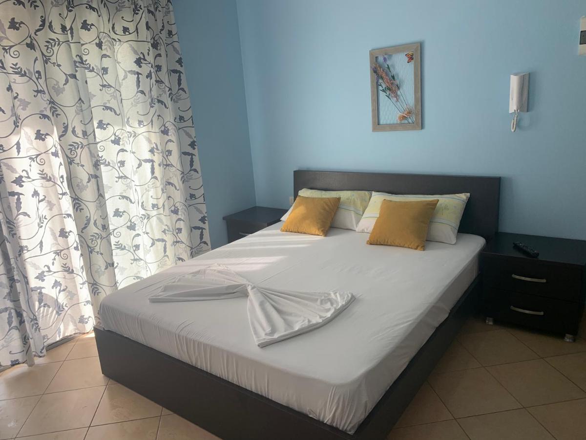 Julia Apartments Vlorë Εξωτερικό φωτογραφία