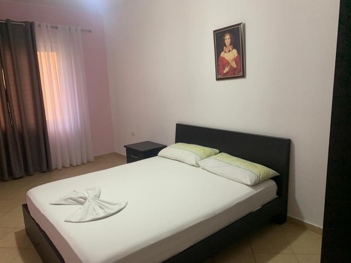 Julia Apartments Vlorë Εξωτερικό φωτογραφία